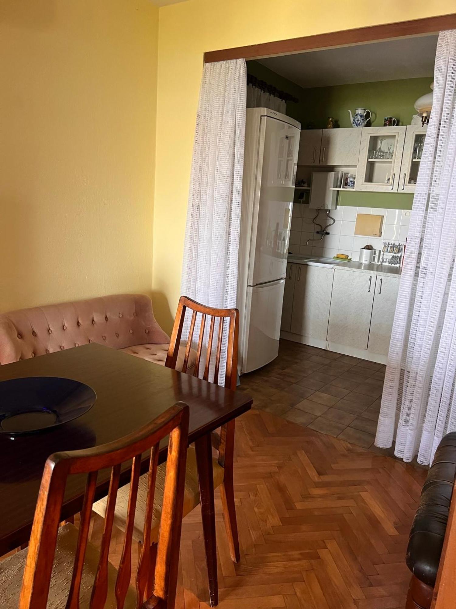 Zezelj, Kruscica